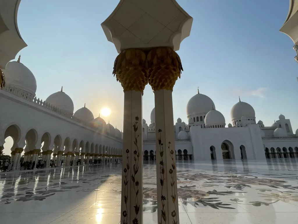 Abu Dhabi Scheich-Zayid-Moschee von innen